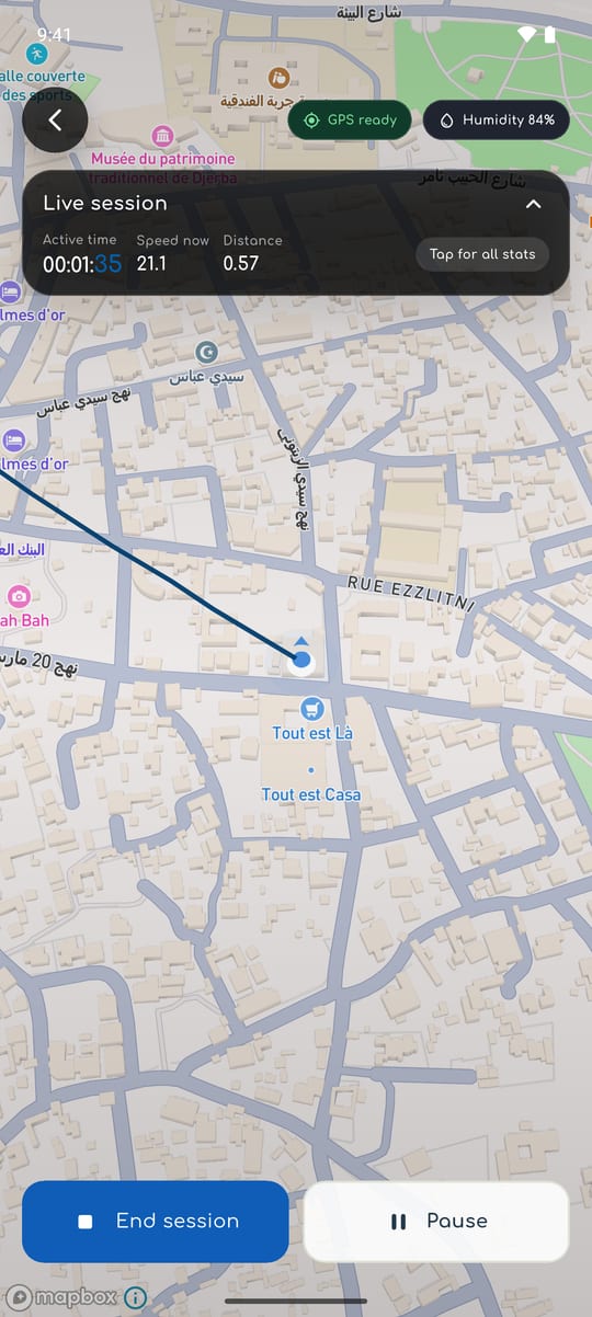 WalkiNova live session on a map with the route line, active time, speed and distance, plus End session and Pause buttons